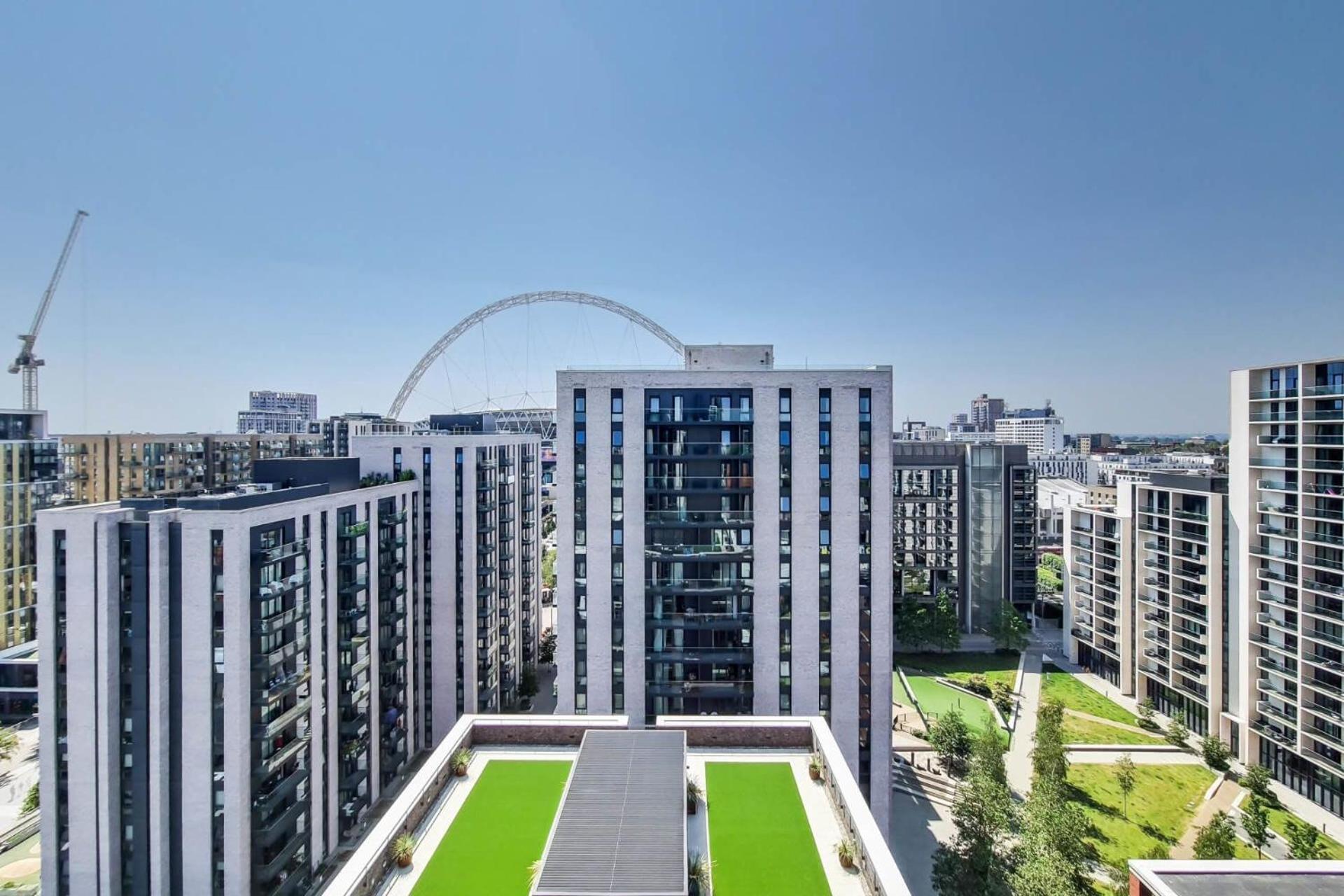 Botanical-Inspired Apartments At Repton Gardens Right In The Heart Of Wembley Park Londra Dış mekan fotoğraf