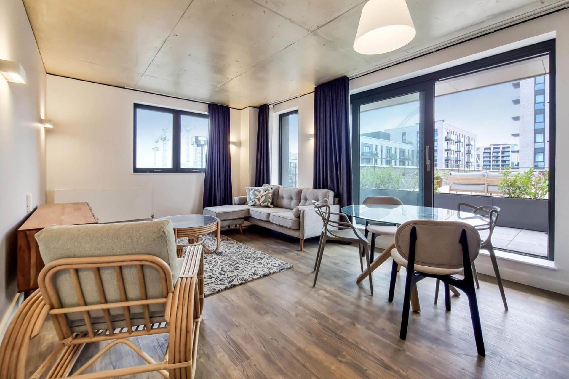 Botanical-Inspired Apartments At Repton Gardens Right In The Heart Of Wembley Park Londra Dış mekan fotoğraf